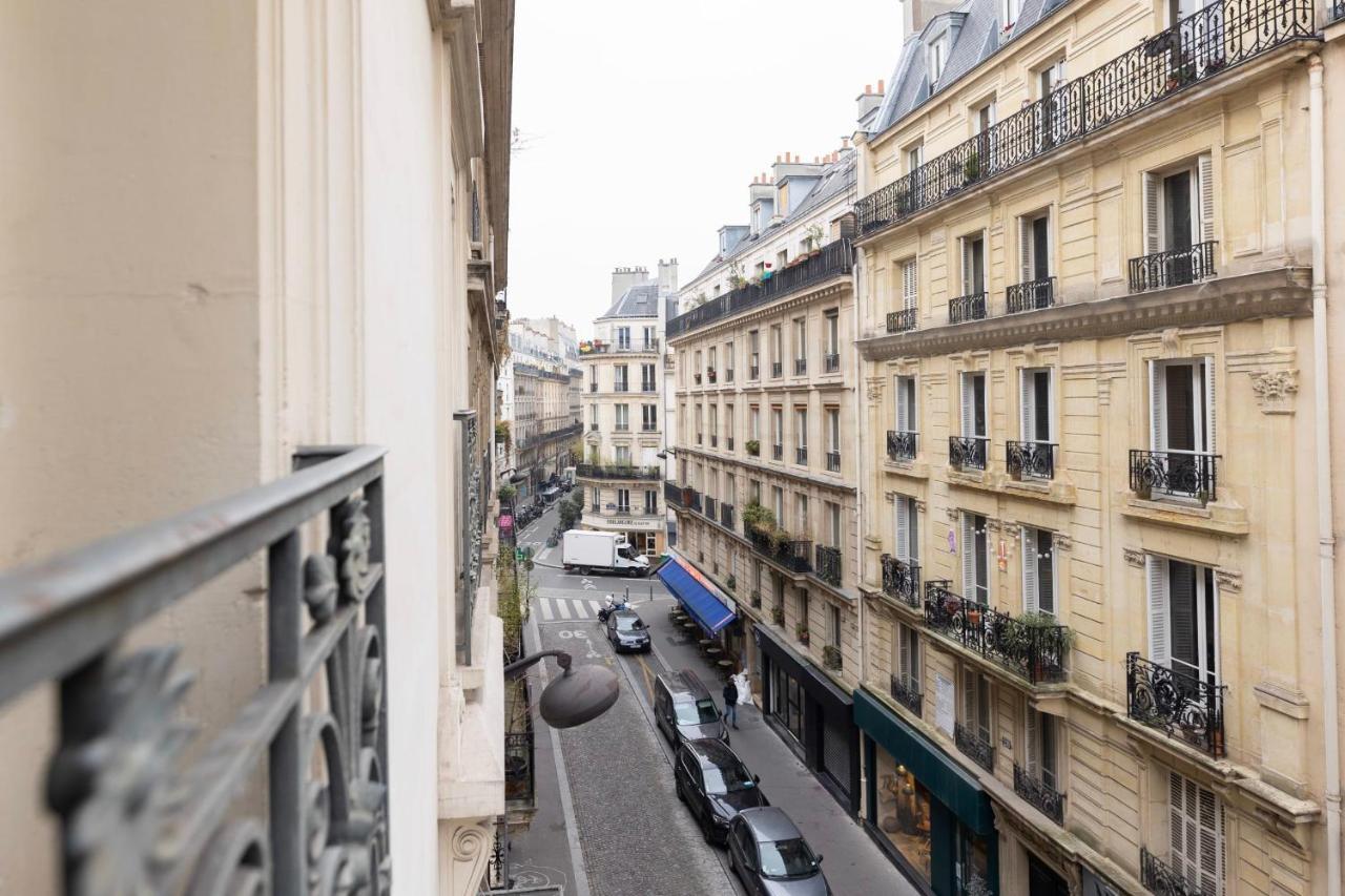 Amazing Appartment In Paris Center Next To Place To De La Republique Экстерьер фото